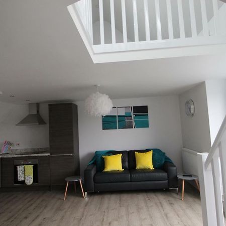 2 Serviced Apartments In Childwall-South Liverpool - Each Apartment Sleeps 6 Eksteriør bilde